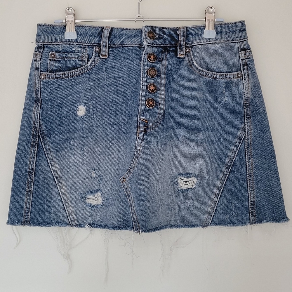 WE THE FREE Distressed Button‎ Fly Denim Jean Skirt 26